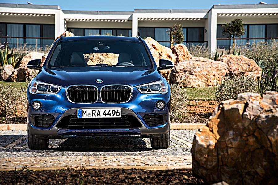  BMW X1 xDrive25i Sport Line 2015 года  (фото 8 из 36)